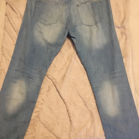 H&M light stone washed denim boyfriend jeans - Picture 3 of 4